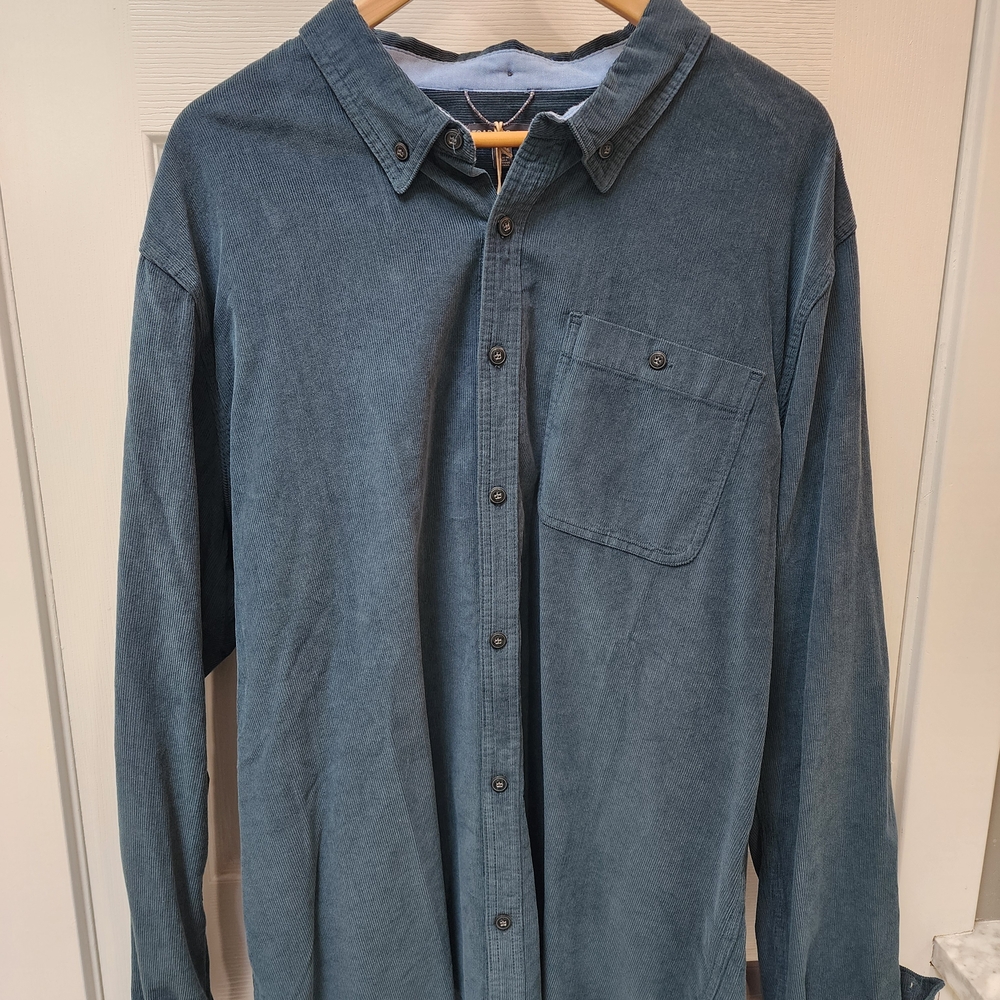 Toad&Co Navy Button-Up Shirt